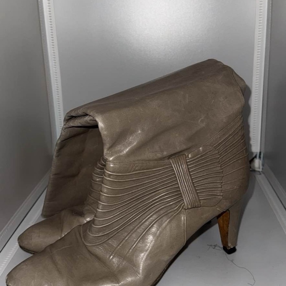 Elegant Tan Women's Ankle Boots